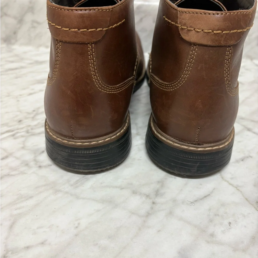 Rockport Men’s Chestnut Brown Leather Chukka Boots